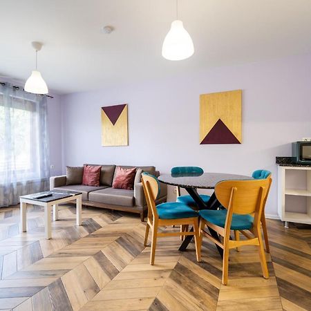 Sunny Apartment In Studentski Grad, Behind Unss София Экстерьер фото