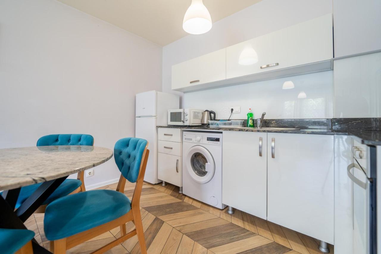 Sunny Apartment In Studentski Grad, Behind Unss София Экстерьер фото