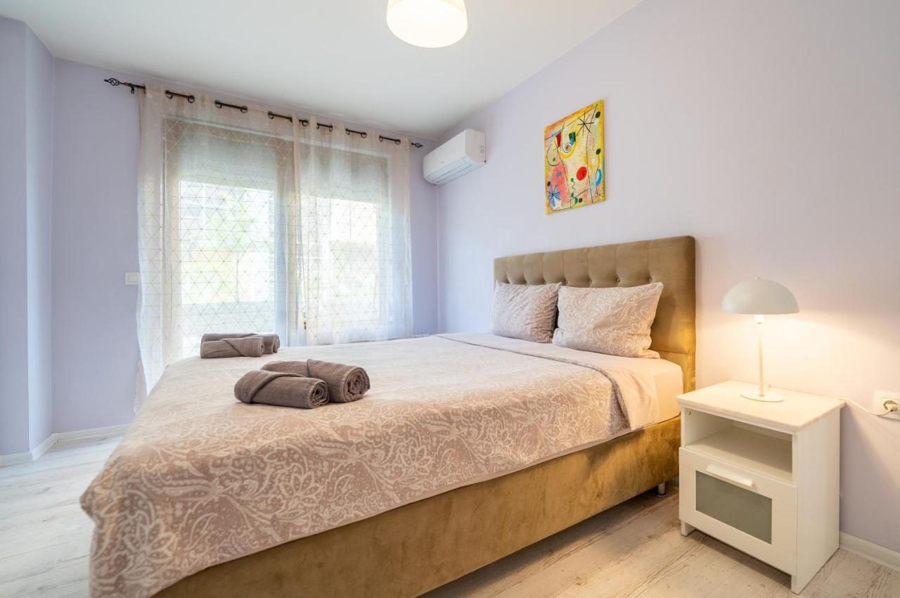 Sunny Apartment In Studentski Grad, Behind Unss София Экстерьер фото