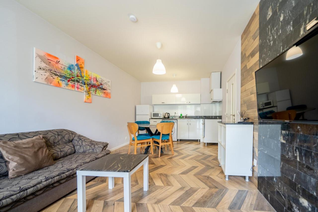 Sunny Apartment In Studentski Grad, Behind Unss София Экстерьер фото